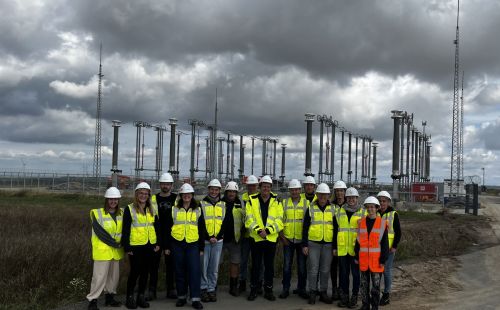 Verwaltung der G.E.O.S. Ingenieurgesellschaft besuchte beim Teamtag zwei SuedOstLink-Baustellen von 50Hertz bei Gera und Bad Köstritz
