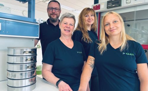 G.E.O.S. - Bodenphysikalisches Labor – Bodenmechanisches Labor - Bodenlabor: Unser Team im Labor