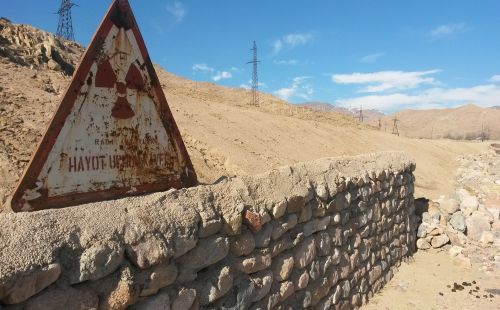 Sanierung ehemaliger Uranerzbergbaustandorte in Usbekistan durch G.E.O.S. / WISUTEC