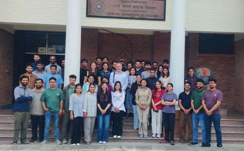 G.E.O.S. übergibt nach drei Jahren KI-basiertes Erdrutsch-Frühwarnsystem GeoSmart Nepal an das DMG Nepal