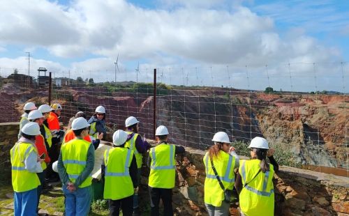 TERRAVISION-Projekt: G.E.O.S. stellt EO-Services für Rohstoffexploration, hyperspektrale Analyse und satellitengestützte Ressourcenkartierung vor